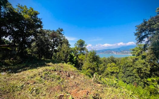 Valle de Bravo Lake view
