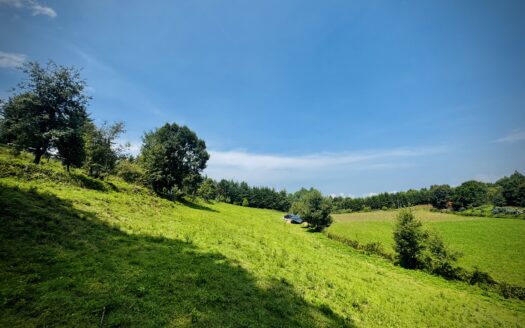 Terreno en Venta en Valle de Bravo Entre La Montaña