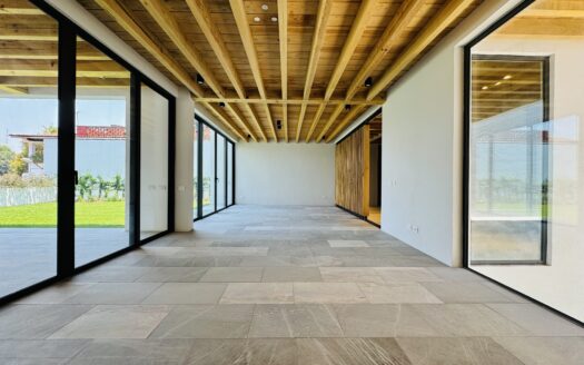 Casa en Venta en El Centro de Valle de Bravo