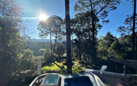 Casa en Venta Avandaro a 2hrs de La Cdmx en Valle de Bravo