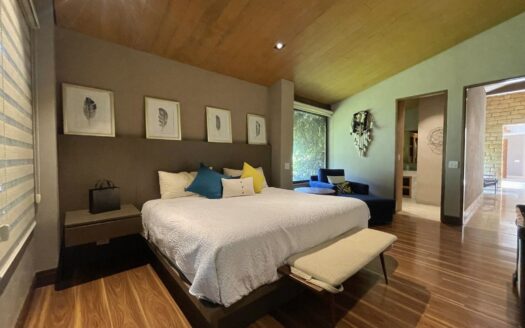 Casa en Venta en Avándaro a un Costado del Club de Golf